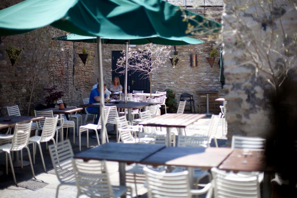 The Archangel,Restaurant & Bar With Rooms Frome Ngoại thất bức ảnh